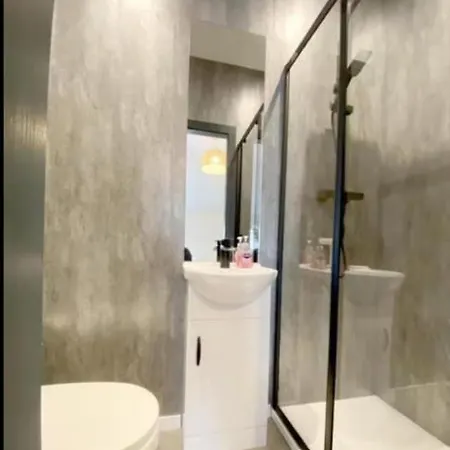 Eleven On Dragon- 9 Gæstehus *